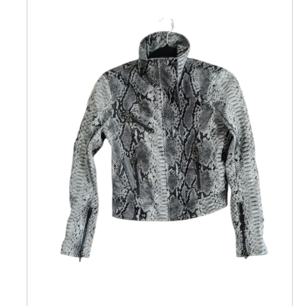 Blank NYC Black and Gray Faux Snakeskin Jacket Size XS - Picture 3 of 9
